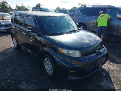SCION XB 2012