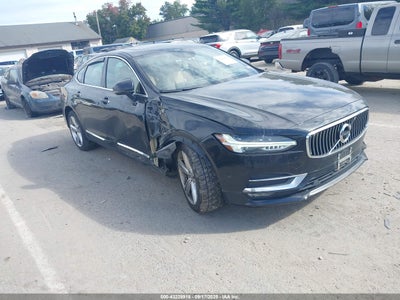 VOLVO S90 2017