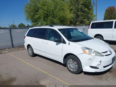 TOYOTA SIENNA 2009