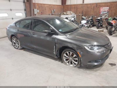 CHRYSLER 200 2015
