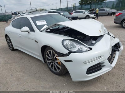 PORSCHE PANAMERA 2015