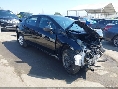 NISSAN VERSA 2025