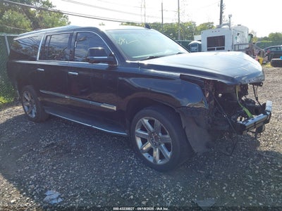 CADILLAC ESCALADE ESV 2015