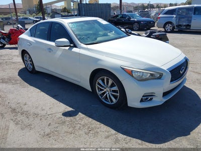 INFINITI Q50 2015