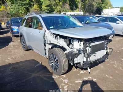 NISSAN PATHFINDER 2023