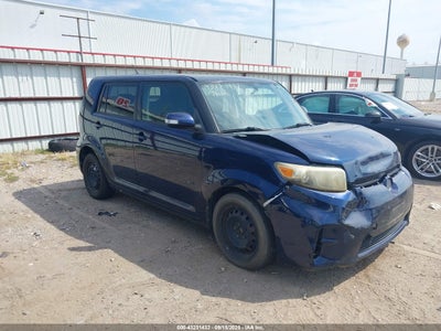 SCION XB 2013