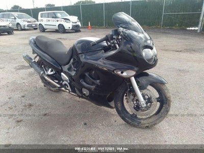 SUZUKI GSX600 2004