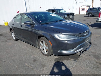 CHRYSLER 200 2015