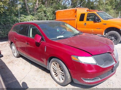 LINCOLN MKT 2013