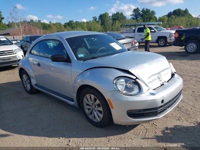 VOLKSWAGEN BEETLE 2013