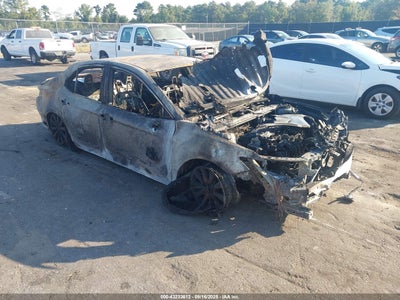 TOYOTA CAMRY 2018