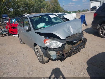 HYUNDAI ACCENT 2010