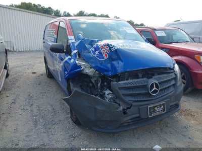 MERCEDES-BENZ METRIS 2022