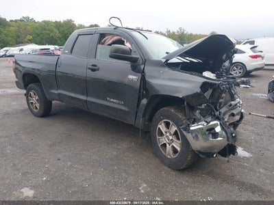 TOYOTA TUNDRA 2021