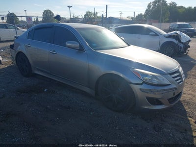 HYUNDAI GENESIS 2012