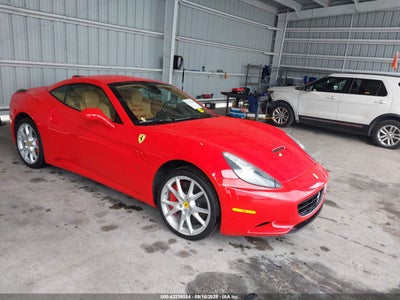 FERRARI CALIFORNIA 2010