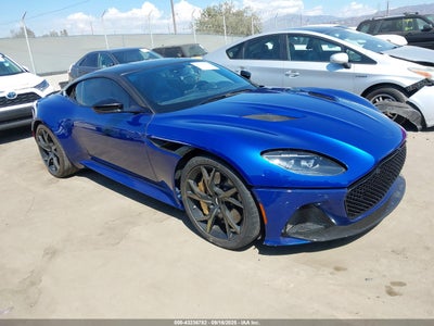 ASTON MARTIN DBS 2019