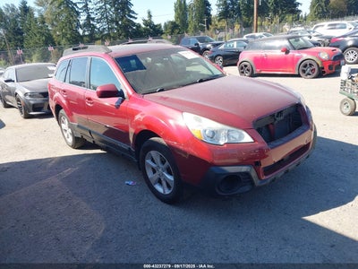 SUBARU OUTBACK 2013