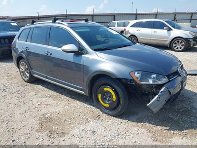 VOLKSWAGEN GOLF ALLTRACK 2017
