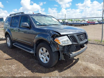 NISSAN PATHFINDER 2011