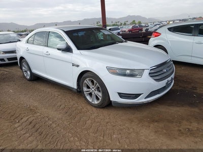 FORD TAURUS 2015