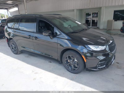 CHRYSLER PACIFICA HYBRID 2024