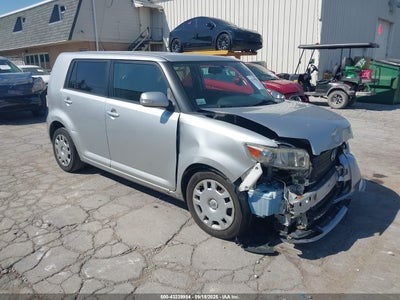 SCION XB 2008