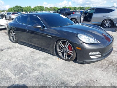 PORSCHE PANAMERA 2010