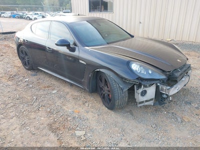 PORSCHE PANAMERA 2013