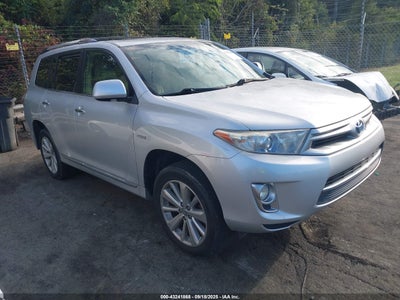 TOYOTA HIGHLANDER HYBRID 2013