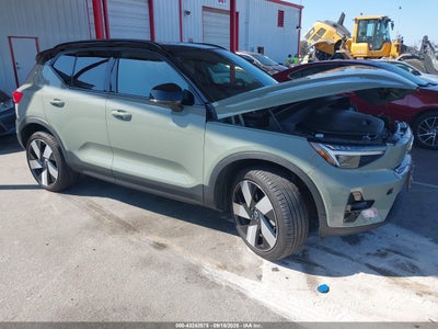 VOLVO XC40 RECHARGE PURE ELECTRIC 2023