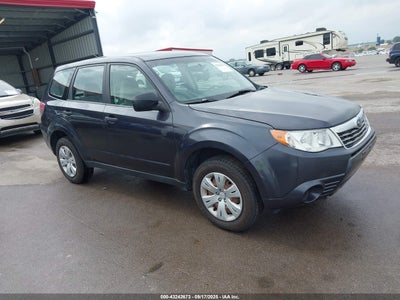 SUBARU FORESTER 2010