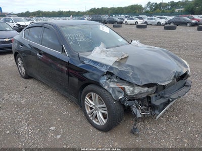 INFINITI Q50 2014