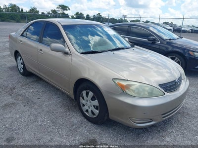 TOYOTA CAMRY 2002