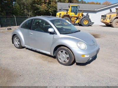 VOLKSWAGEN NEW BEETLE 2000