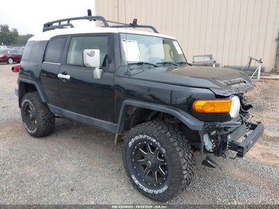 TOYOTA FJ CRUISER 2013