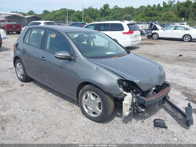 VOLKSWAGEN GOLF 2013