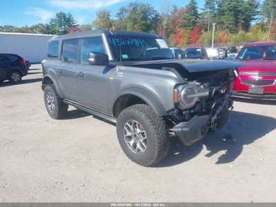 FORD BRONCO 2023