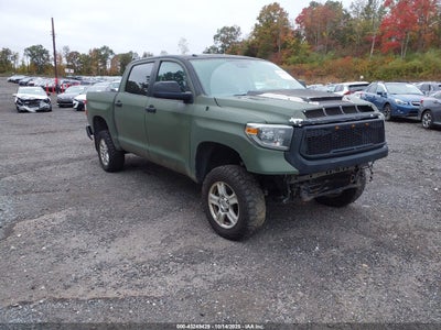 TOYOTA TUNDRA 2018
