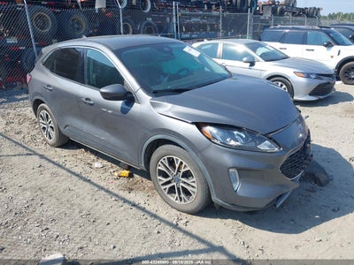 FORD ESCAPE 2022