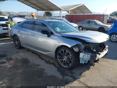 TOYOTA AVALON 2019