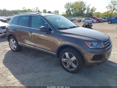 VOLKSWAGEN TOUAREG 2011