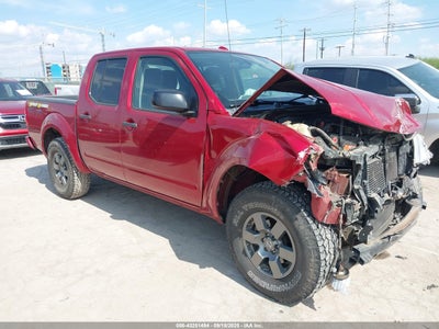 NISSAN FRONTIER 2013