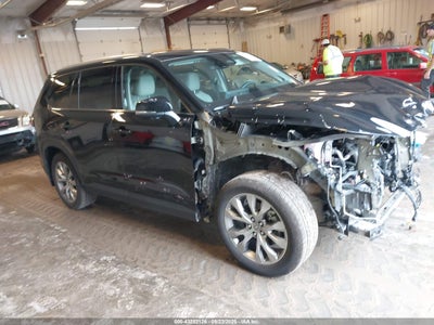 TOYOTA GRAND HIGHLANDER 2025