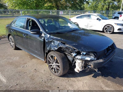 VOLKSWAGEN PASSAT 2013