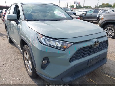 TOYOTA RAV4 2021