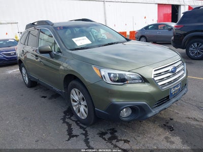 SUBARU OUTBACK 2015