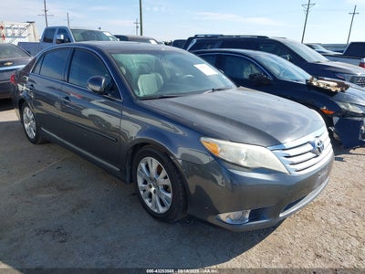 TOYOTA AVALON 2012
