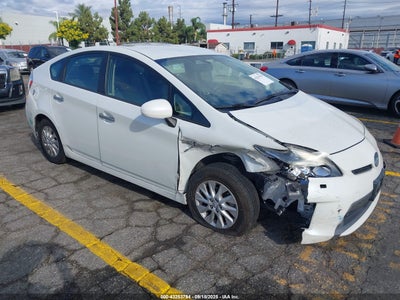 TOYOTA PRIUS PLUG-IN 2012