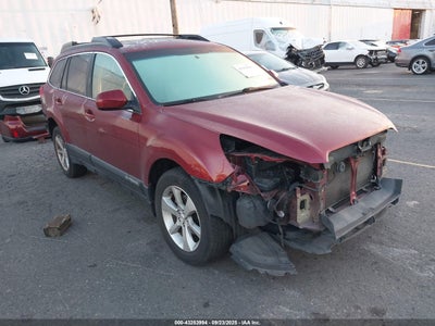 SUBARU OUTBACK 2013
